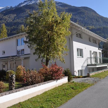 Haus Alpenflora Apartment Längenfeld Exterior foto