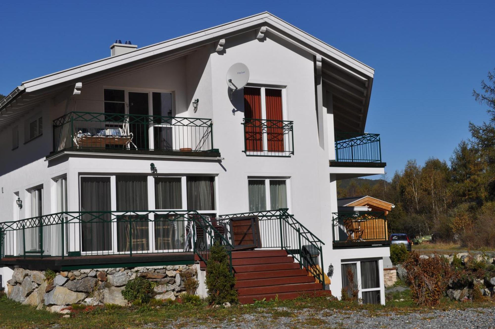 Haus Alpenflora Apartment Längenfeld Exterior foto
