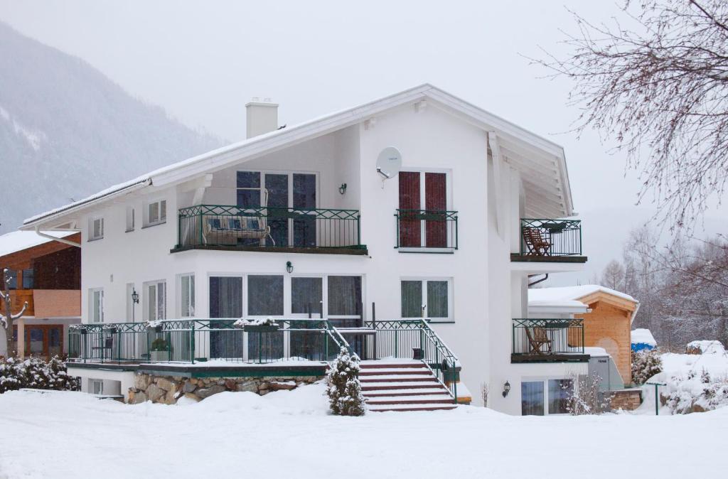 Haus Alpenflora Apartment Längenfeld Exterior foto